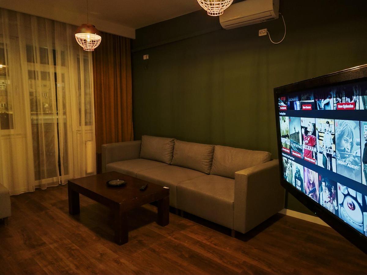 Urban Cozy Retreat Pristina Exterior foto